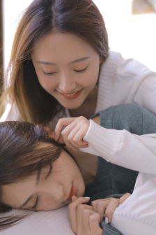 颜冠英电影